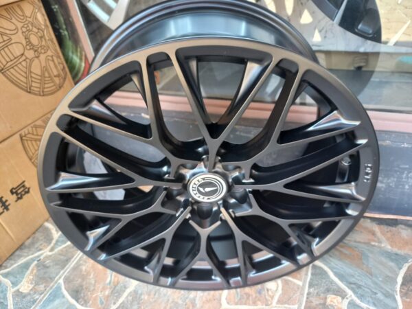 Size 18 Black Offset Rims