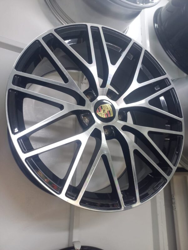 Size 21 Black Silver Offset Rims for Porches (4pcs)