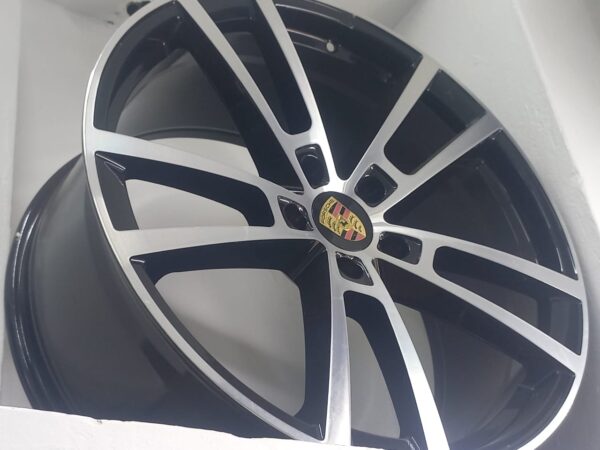 Size 22 Black Silver Offset Rims for Porches (4pcs)