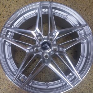 Size 18 Silver Offset Rims for Mazda Atenzas, Nissan Juke, Honda CR-V, Crown, RA4, Vanguard, Mark X (4pcs)